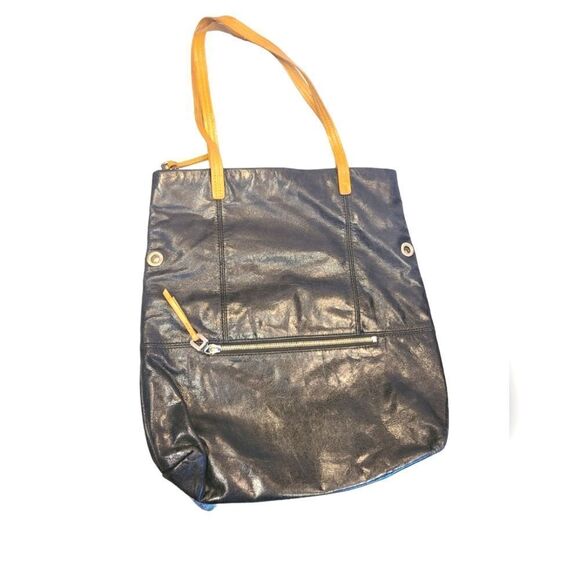 Hobo International Black & Tan leather Top Handle Bag/Buckle Bag Purse Zipper - Picture 2 of 13